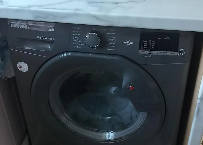 Charming Mullingar Retreat * 穆林加尔